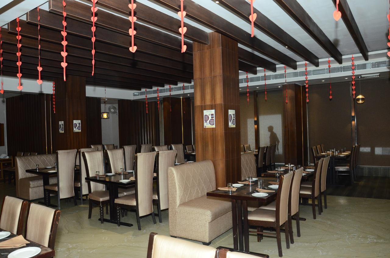 Hotel Aroma Inn Sirsa ภายนอก รูปภาพ