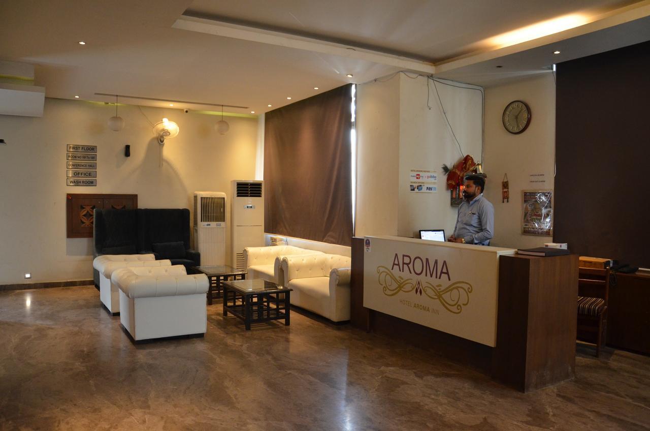 Hotel Aroma Inn Sirsa ภายนอก รูปภาพ