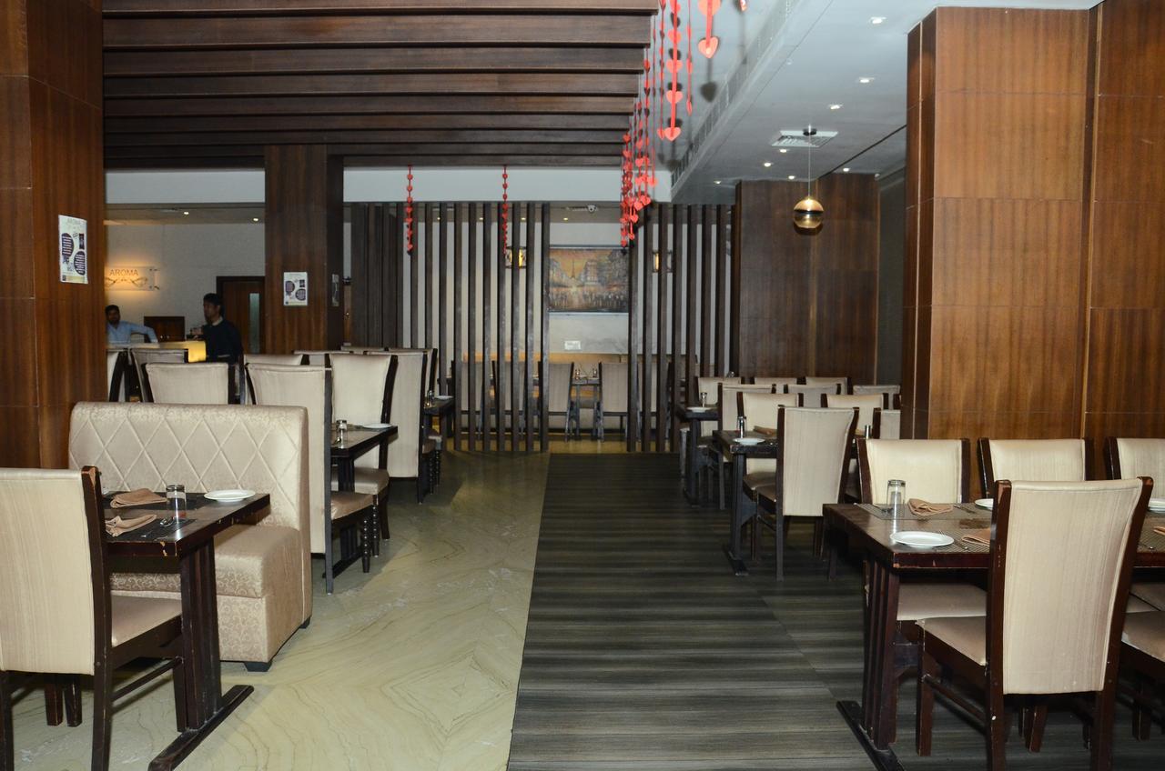 Hotel Aroma Inn Sirsa ภายนอก รูปภาพ
