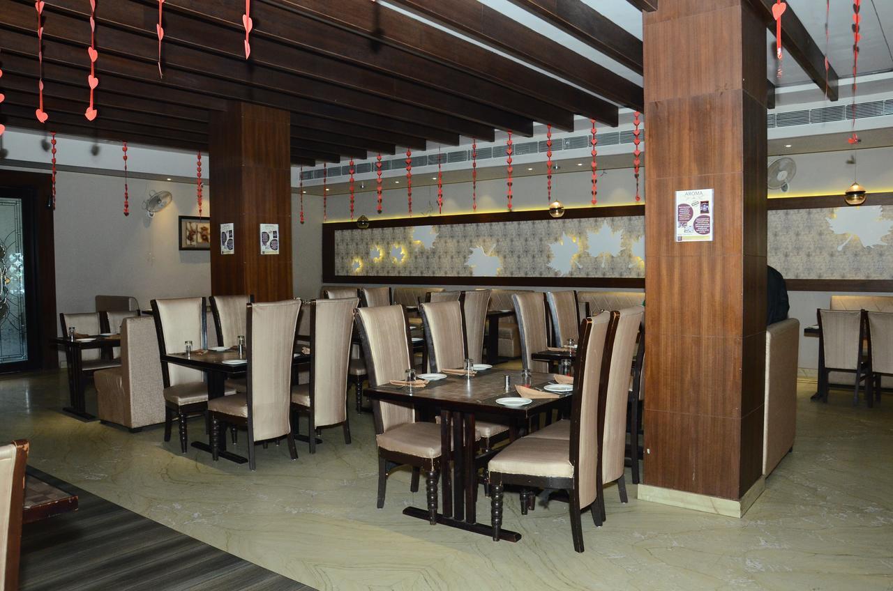 Hotel Aroma Inn Sirsa ภายนอก รูปภาพ